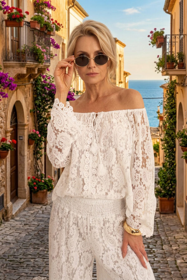 Fehér boho stílusú felső